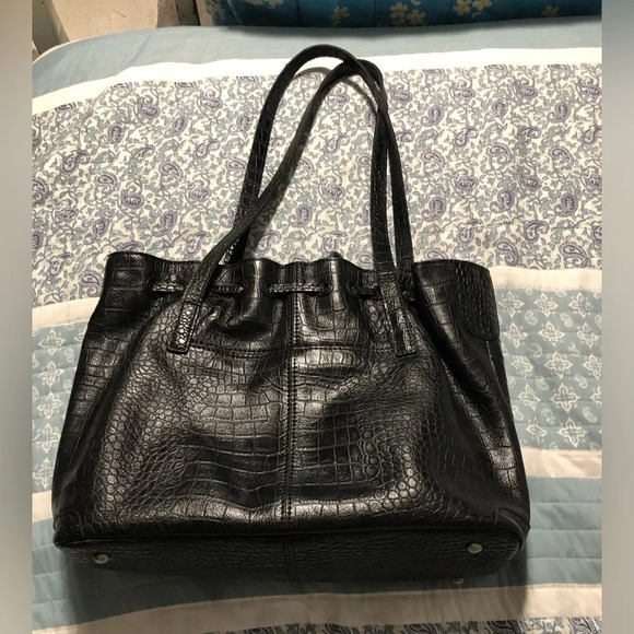 Patricia Nash Large Croc Embossed Witney Drawstring Tote Bag - Picture 5 of 13